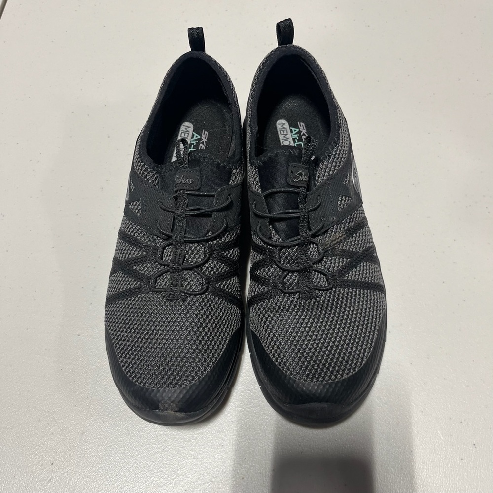 Skechers Graceful Soft Soul Womens Walking Shoes Size 8
